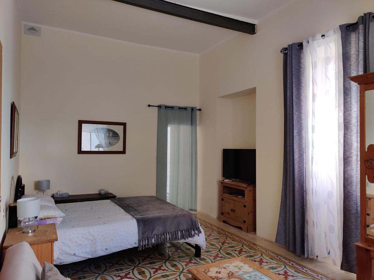 Ellas Place Tarxien Экстерьер фото