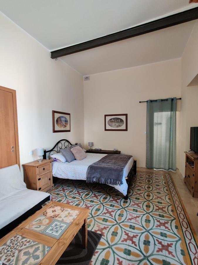 Ellas Place Tarxien Экстерьер фото
