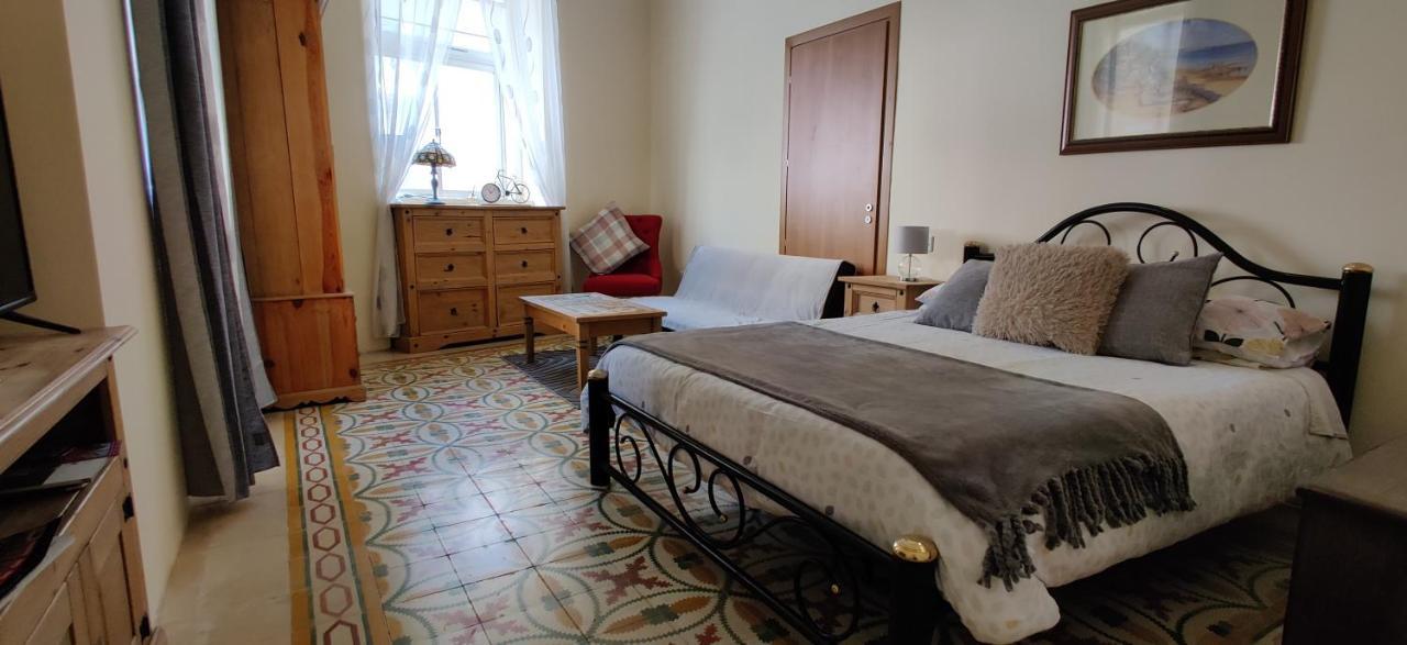 Ellas Place Tarxien Экстерьер фото